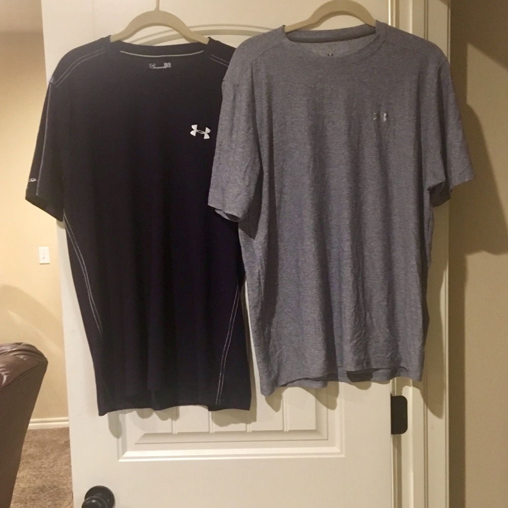Under Armour athletic shirt bundle! Size L